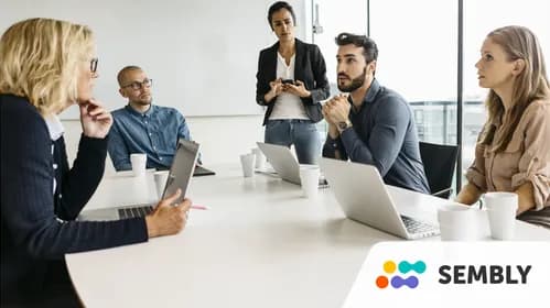 Automatic meeting minutes with multi-speaker transcription for easy following up